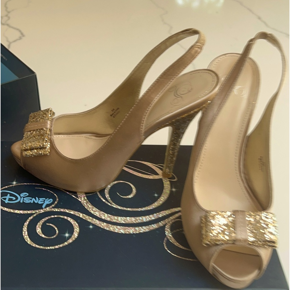 PROM Disney Glass Slipper Collection High Heels “Romance” Champagne Size 8m